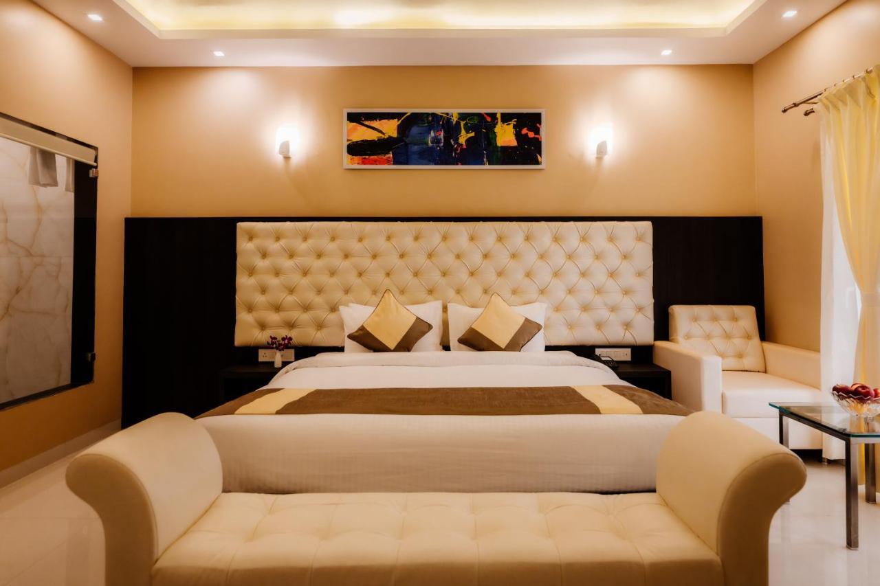 Krishna Beach Resort & Spa コルバ エクステリア 写真